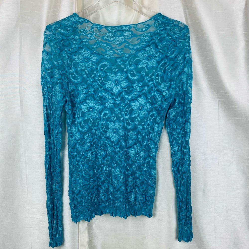 SIMPLY DETAILED Lace Top XL - Picture 2 of 6